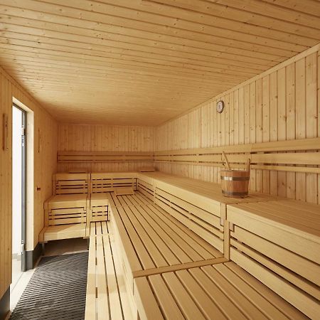 Reetland Am Meer - Premium Reetdachvilla Mit 3 Schlafzimmern, Sauna Und Kamin F07 Dranske Exterior foto