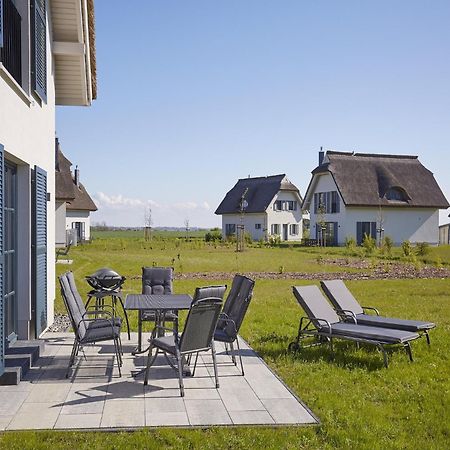 Reetland Am Meer - Premium Reetdachvilla Mit 3 Schlafzimmern, Sauna Und Kamin F07 Dranske Exterior foto